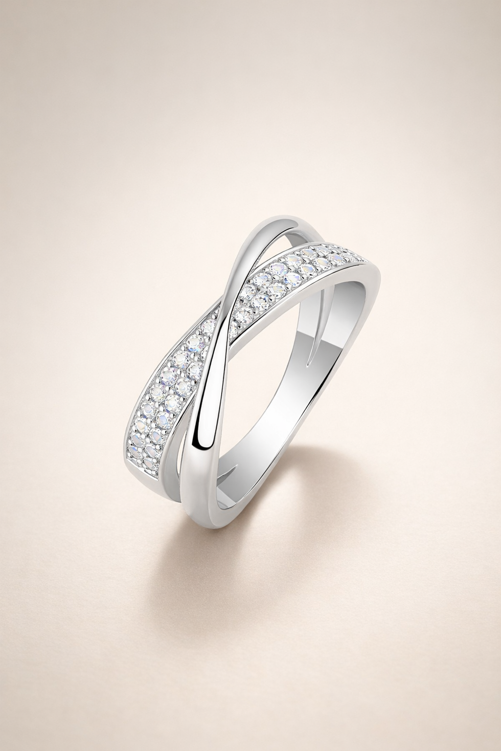 Éclat Cross Ring